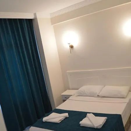 Aquila フェティエ